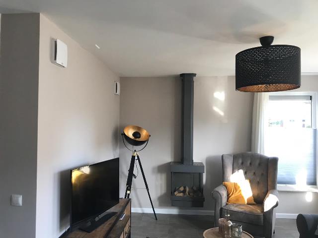 [Blog] 'Hoe ik het Multi Air Supply systeem ervaar in mijn eigen huis'. Er staat een nieuwe blog online van Daniel Vazquez die vertelt over ventileren zonder toevoerkanalen in zijn eigen woning. Lees hier! bit.ly/32cttNU

#Airforlife #BreatheExcellence #WTW #ventilatie