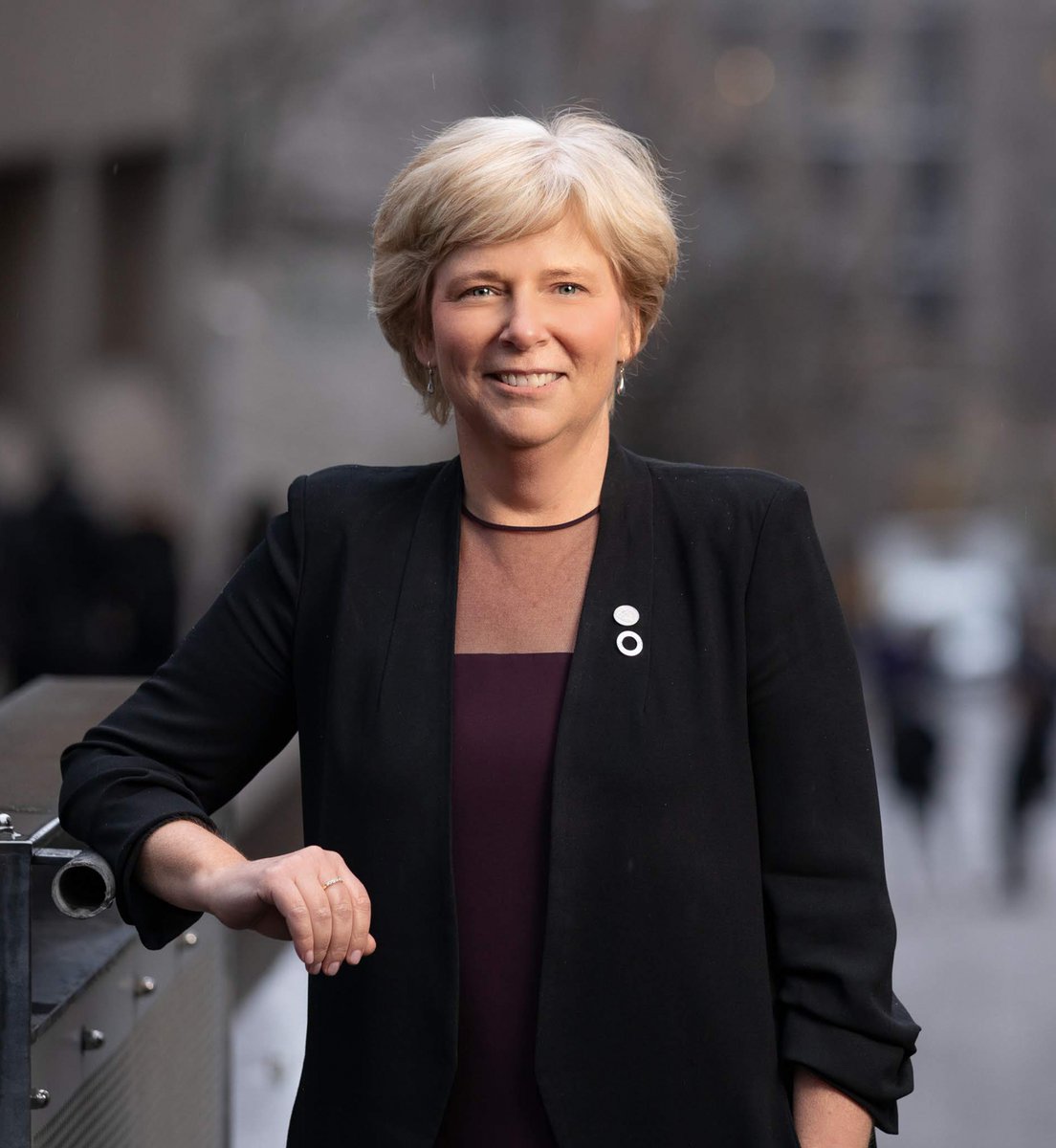 FHS is pleased to announce that Dr. Nancy Ross will join us as a faculty member in <a href="/queensu/">Queen's University</a>PHS. A highly respected population health expert, Dr. Ross will join @queensu on August 1 as the university's Vice-Principal (Research). Congratulations &amp; welcome!🎉
fal.cn/3eGqu