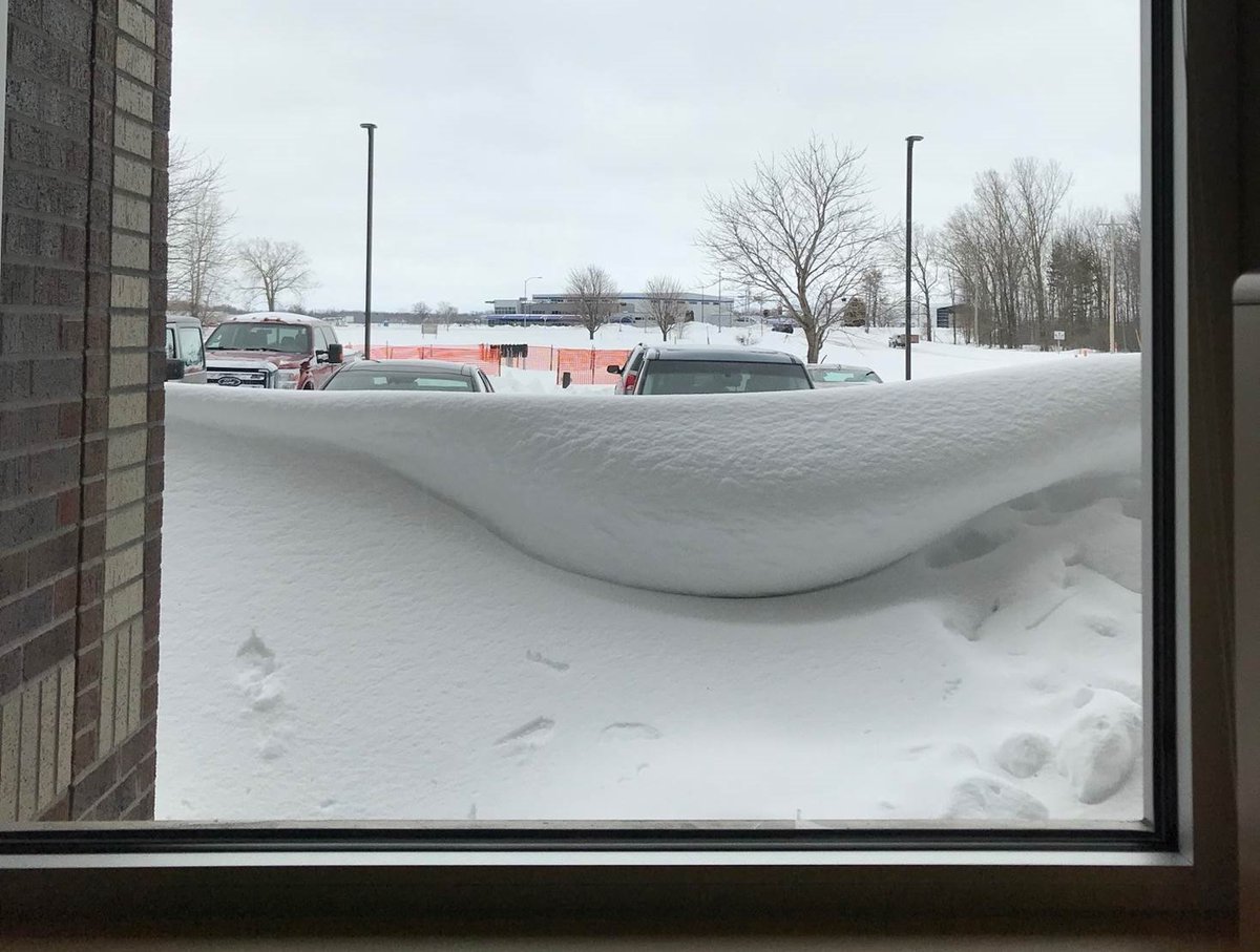 NWSGreenBay's tweet image. How does time fly by!  It was 3 years ago today that a historic snowstorm (blizzard at times) struck northeast Wisconsin with 15 to 35 inches of snow from the 13th into the early morning of the 16th. #wiwx