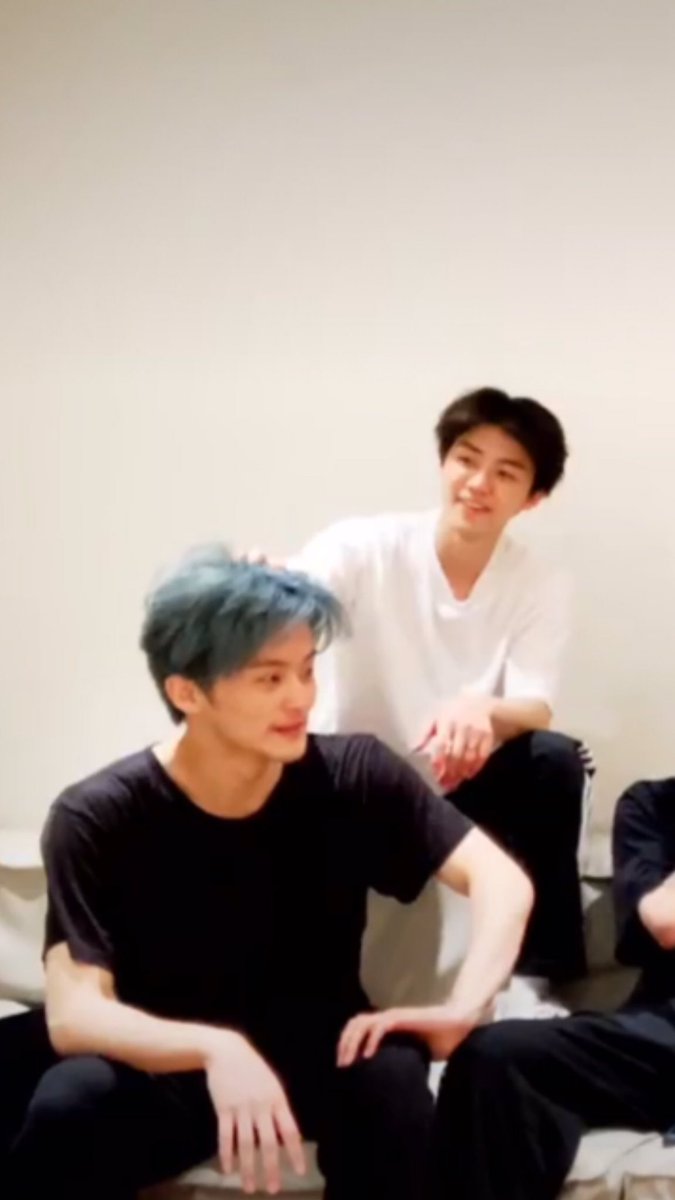 le7ty0's tweet photo. ไหนๆเเจมินหนูเป็นอะไร #markmin https://t.co/2muTJQvKHA