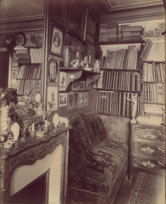 parnassion's tweet photo. Intérieur Rue de Vaugirard. 1910. Eugene Atget. https://t.co/u02yBSqbO6
