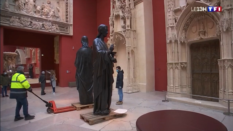 Citedelarchi's tweet photo. #CitéDeLArchiChezVous #NDCité

🙌 En cette semaine d'hommage à #NotreDame de Paris, le #Replay du reportage de @TF1LeJT vous emmène vivre la restauration des statues de la flèche de la cathédrale, jusqu'à leur installation dans les galeries de la Cité 👉 https://t.co/9byJpzLFnz https://t.co/mG4nHd7tLr