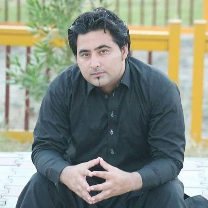 دوې ارمانونه وژنې 
د خپل جواب په خاطر زمونږ سوالونه وژنې 
#13thApril
#MashalDay😪❤ 
#RememberingMashalKhan