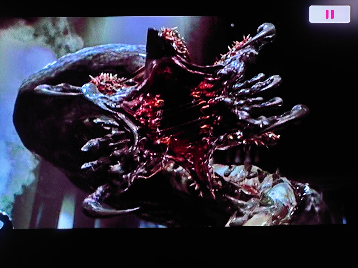 ノロイ Dvd ブルーレイ 最新情報まとめ みんなの評価 レビューが見れる ナウティスモーション