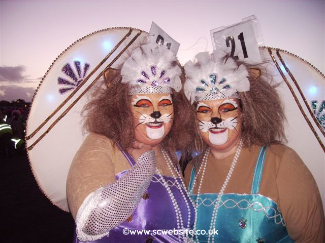 2006 Taunton Carnival images online now scwebsite.co.uk/images/2006/15…