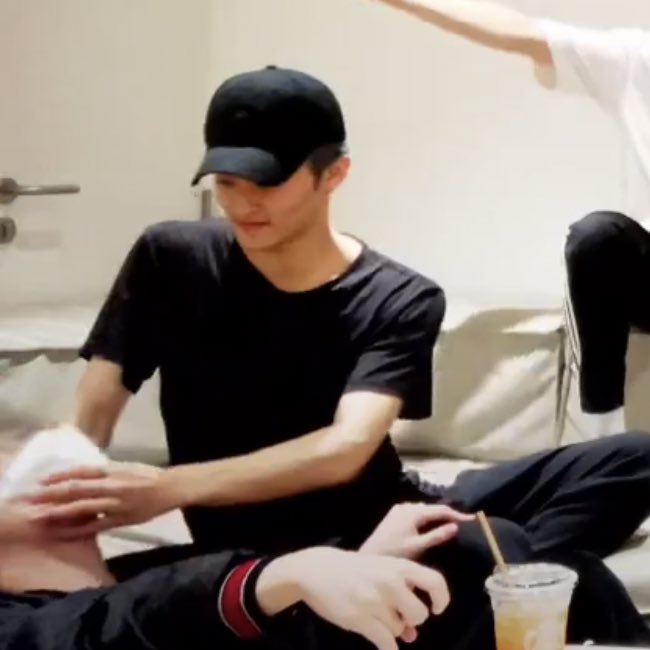 ขำไม่ไหว น้องเล่อที่โดนปิดปากในทุกการคัมแบคเพราะสปอยล์เกิน5555555555555555555