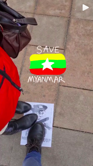 randallbreanna's tweet photo. I know that a lot of #Myanmar folks are discouraged by Russia's involvement with the junta.

but! You have comrades in Russia who are eagerly awaiting your victory!

"Even i know that my post will encourage just 1 person in Myanmar I would do it."
w/ permission fr @bestofasia_ru https://t.co/CyI7Estc0a