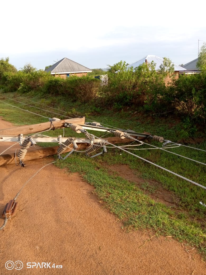 nyabado's tweet photo. @KenyaPower @KenyaPower_Care Muhuru in Nyatike has been in total darkness for nearly a month,, 3/4 of electricity poles are down on the ground as shown...kpl respond https://t.co/Bxe7a7RI5F