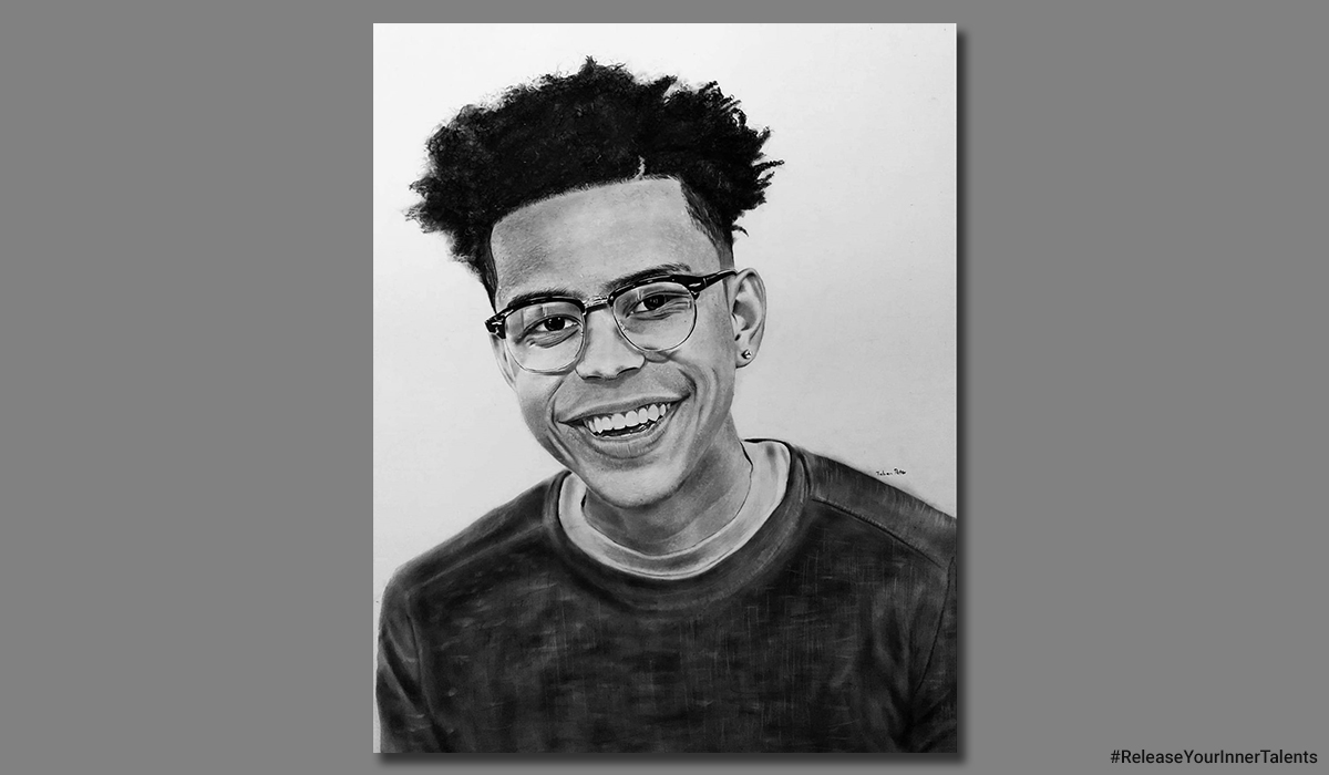 KoolStoriess's tweet photo. Wear what you want. A jumper, a T or a cap, but a smile underneath it is almost imperative. Artists @ArtsyVika
@AmadeiK @TabanPeterart @Jayanta27903535
wear theirs through their work. How do you? Tell us in the comments.
#sketch #ArtistOnTwitter #drawnportrait #artshare https://t.co/9TP3IrA6vc