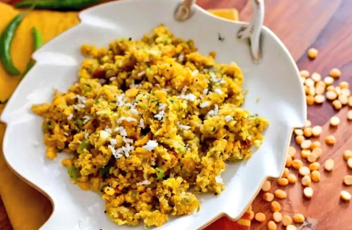 It is the commencement of spring and the raw mangoes. It is during this month when Haldi-kumkum is a function celebrated by Marathi women & a mouth-watering preparation of raw mango with dal called as kairi chi dal and panha is made to feast the taste buds!!