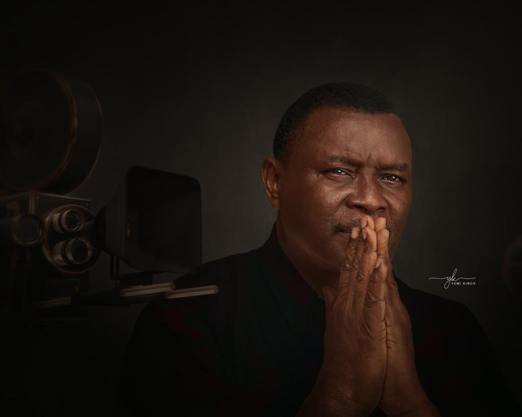 dbamiloye's tweet photo. I thank God for giving me a father who yearns after God. A father who have raised an army of God seekers. May God take you from glory to glory, from grace to grace and from one level to another. Happy birthday Dad. Long life and prosperity. https://t.co/dBsEtQwm64