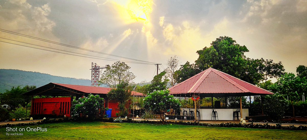 sachkate's tweet photo. Zostel Kolad...

#backpackers_kolad_ #zostel #kolad #Tourisme #travellers #hostel #Resort #cafe https://t.co/KktIjLlUyY
