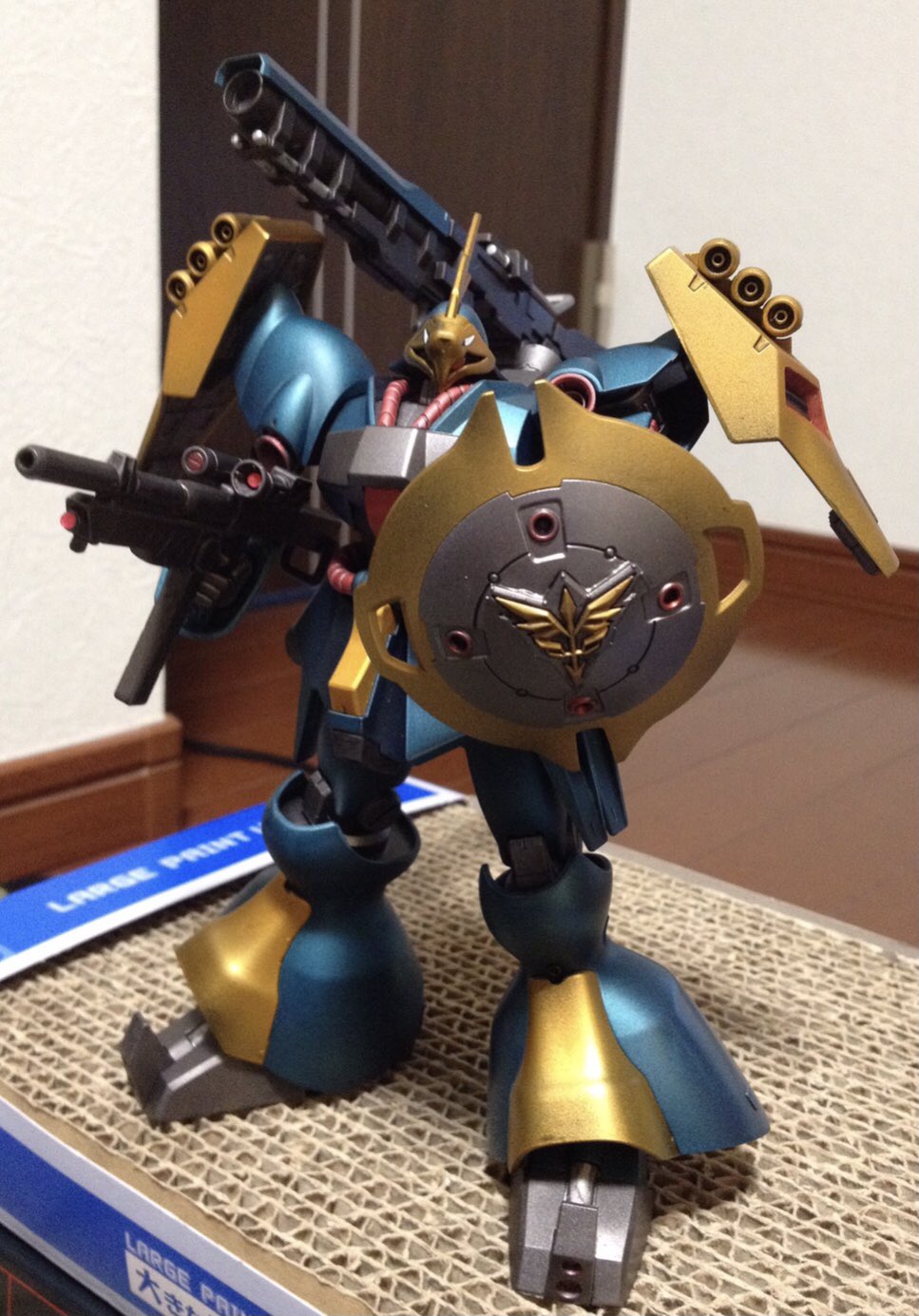 Mizuken みずけん つや消しトップコートなのであまり目立ちませんが メタリック塗装です 皆さんのメタリックガンプラが見たい T Co Twx1evgy0j Twitter