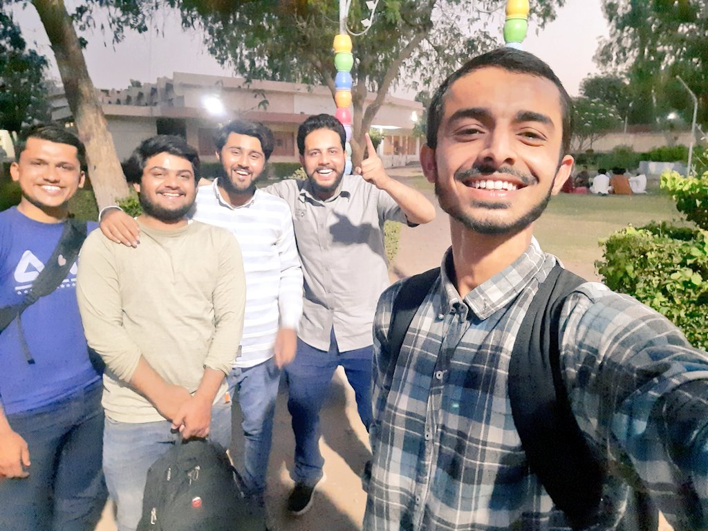 MuhammadRaoSaad's tweet photo. Strategy set🤘
🔥🔥🔥
#fieldgroup 
#lakishahsaddar 
#geology https://t.co/tzZMbe2isG