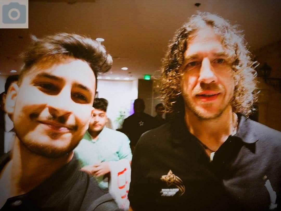 bilalrazafcb's tweet photo. Happy Birthday Capi @Carles5puyol ❤️ https://t.co/WbgM2Lzle0