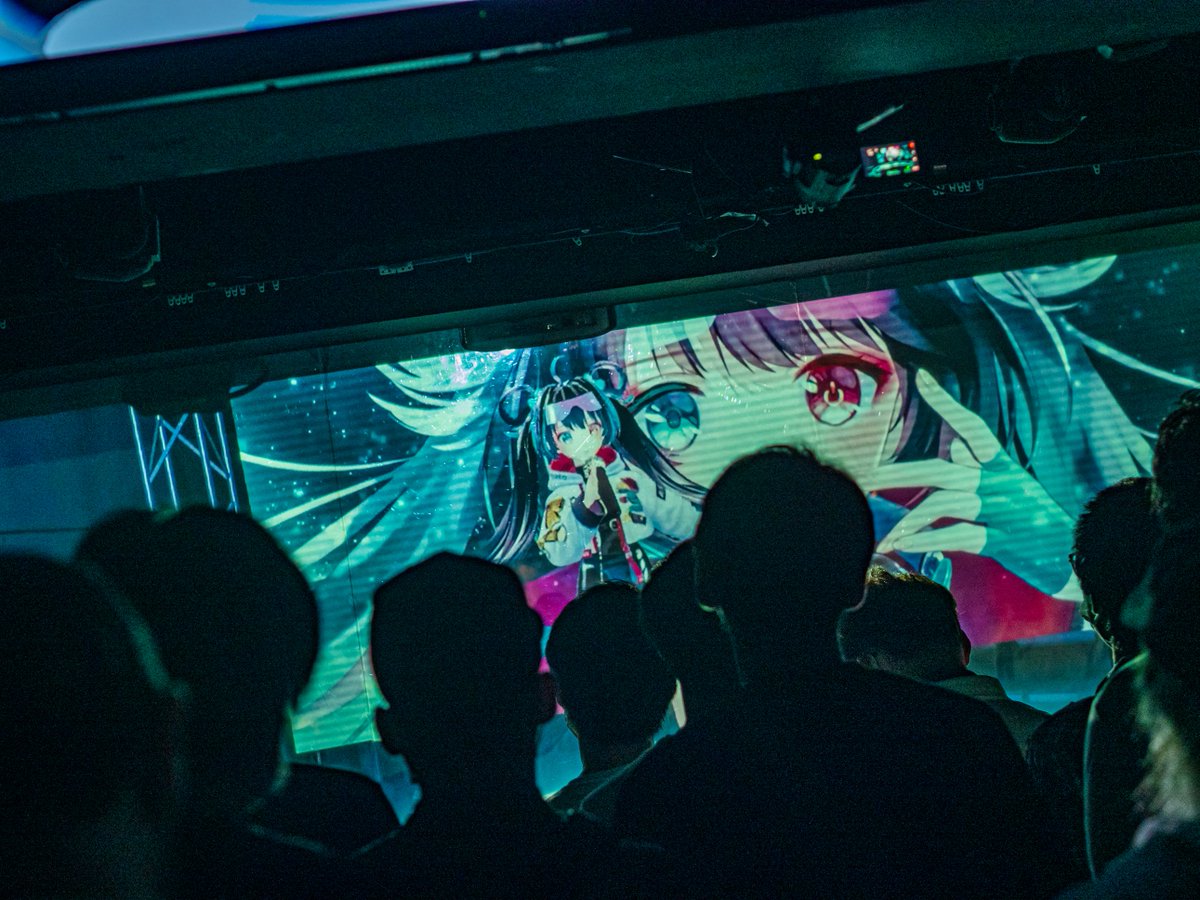 usagipro777's tweet photo. 3月28日 リリース記念イベント
「VirtuaREAL MIX.02 mixed by DJ TAMU」
#VRMIX02

レポートをv-tuber zero様に掲載頂きました！
イベント雰囲気が良く分かる記事をご覧下さい。

文・編集 / 森山ド・ロ (@doro0157)
写真 / クロブチ (@ozizo_midnight)

【レポートはこちら】
https://t.co/X29knQWzWM https://t.co/EmqSGGC0ib