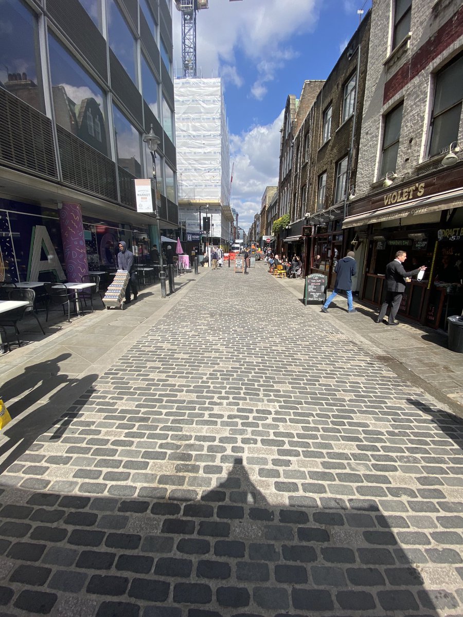 s_sprosta's tweet image. ⁦@leader_wcc⁩ ⁦@twocitiesnickie⁩ ⁦@CityWestminster⁩ ⁦@CampaignTim⁩ ⁦@jpdsoho⁩    ⁦@myplacesoho⁩. ⁦@flatwhitesoho⁩ Beautiful day on Berwick street where are the tables and chairs?? No stalls empty street