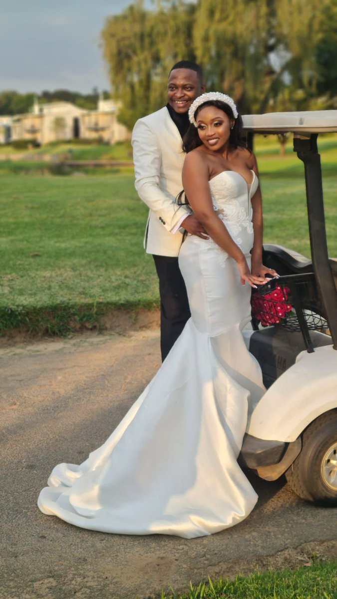 Busanimen's tweet photo. It’s having played a small part of such a beautiful moment which matters for us. 🎩❤️🥂💍. https://t.co/3qOAgYe1uD
