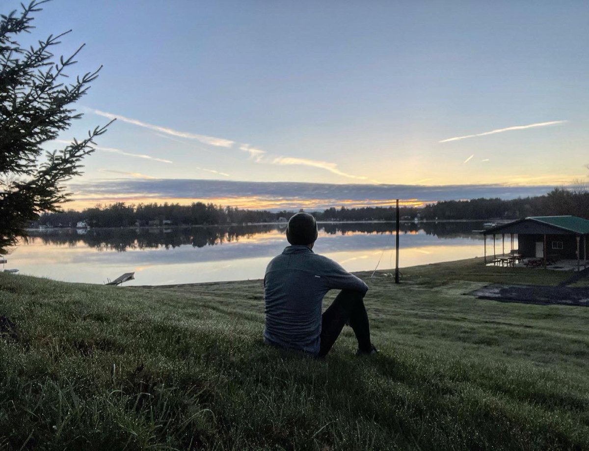 UrbanrunningNYC's tweet photo. #dramatic #sunrise #run #running #catskills #catskillsmountains  #runningmotivation #runners #runnersofinstagram #runningismytherapy #runner #runhappy #runcatskills #greekrunners #runningblog #runningcommunity #runnersoftheworld #runcommunity #runnersworld #photography https://t.co/TxOFJh2xWX