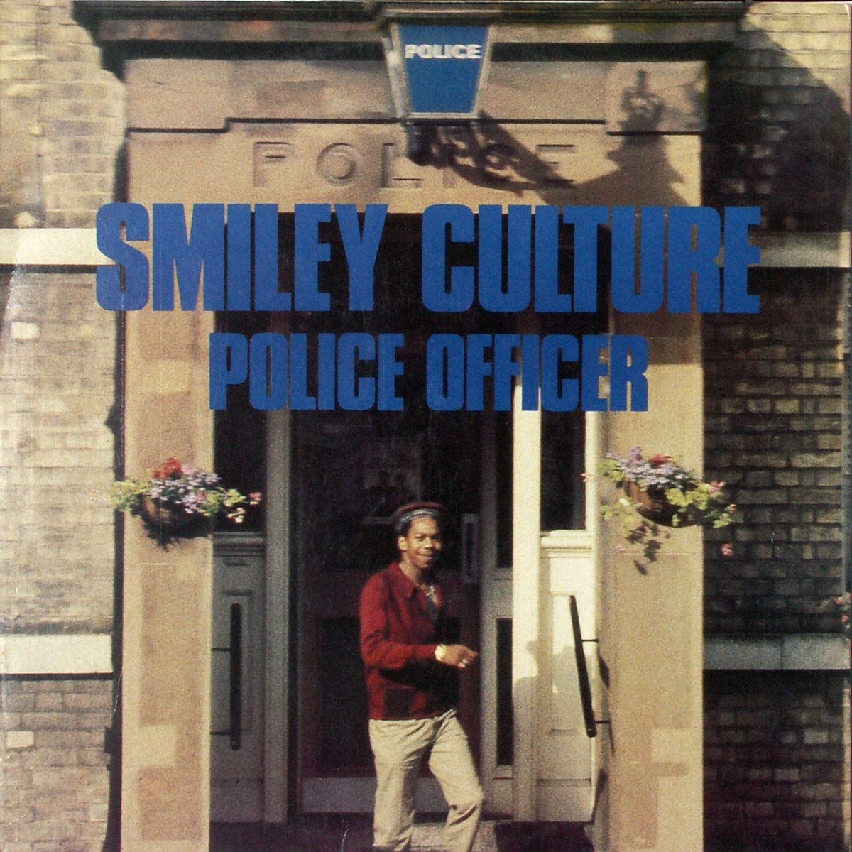 And Fashion Records brings us to...Fast chat origination.Smiley Culture topped the charts with the "new" style when Police Officer reached 12 in the UK in '84. Doubt I need to share it, but why not? Smiley on TOTP 