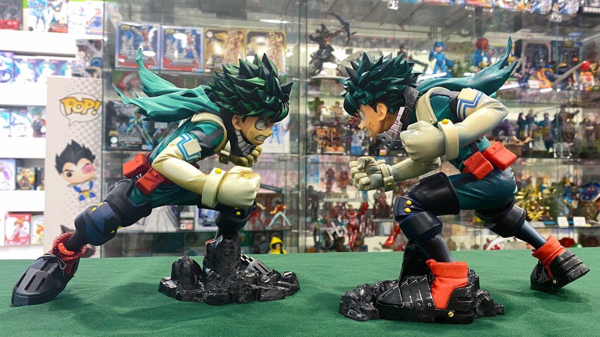 Kurogamicom's tweet photo. 😱 ¡Doble #Deku!

💫 Estamos súper INDECISOS con esta pasada de figuras #IzukuMidoriya de #MyHeroAcademia 😩
No sabemos si nos gusta más en su  versión #TwoDimensions estilo #manga, o con su coloreado metalizado. ¿Con cuál te quedas tú?

💪 Saca tu don en https://t.co/mwcc6Oo9Vj https://t.co/O8HPYHBlTI