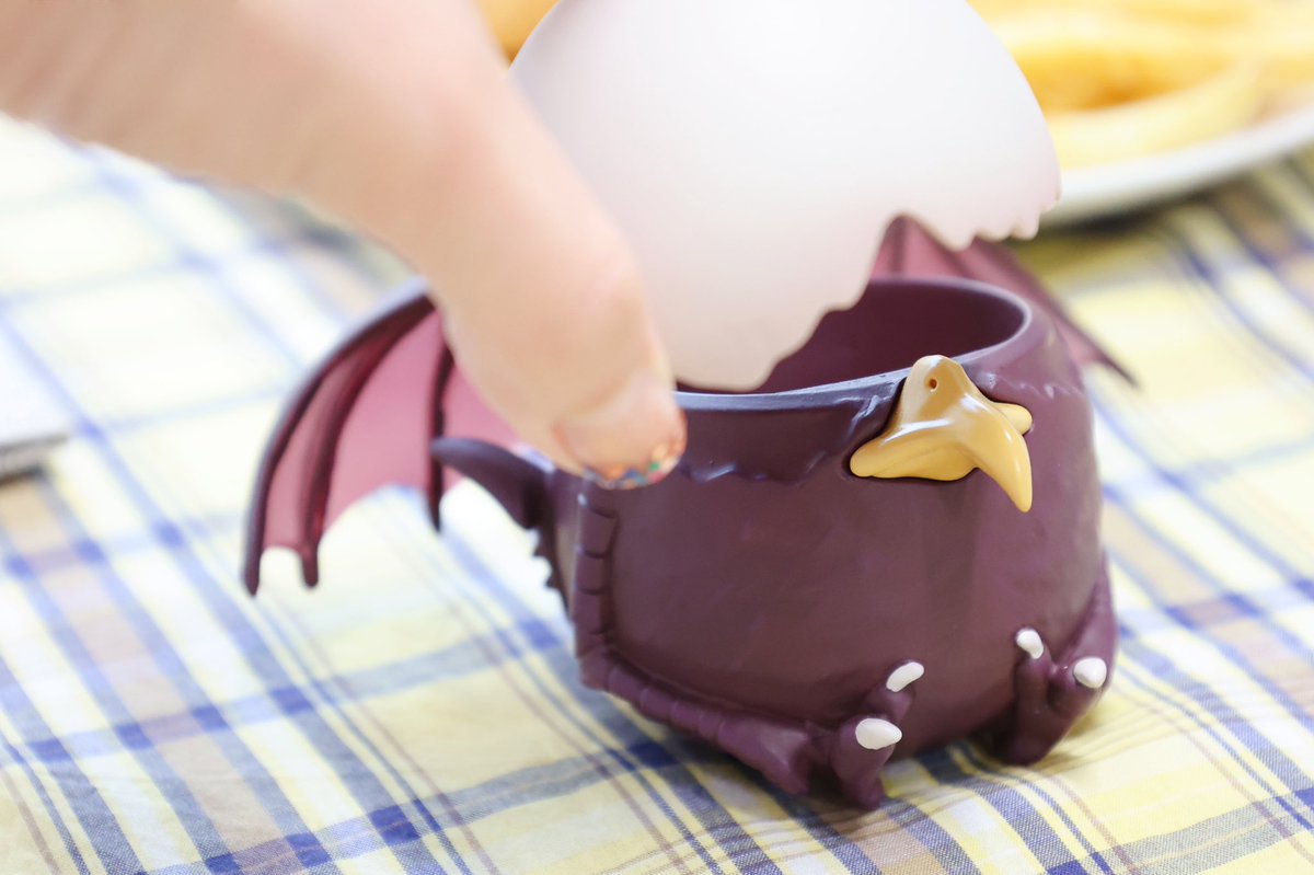 ⭐️アーヤと魔女⭐️ 食べたいご飯を伝えると、すぐに料理を運んで来