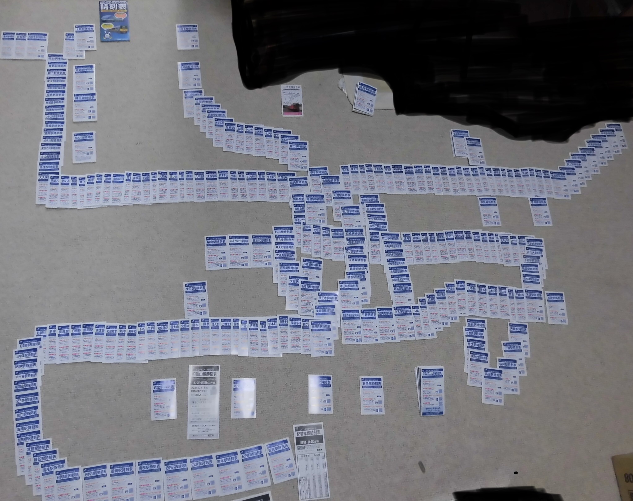 時刻表鉄 まだまだきのくに線は出てきそうですがとりあえず近畿統括部発行のポケット時刻表は揃えました 湖西線 関西本線 りんくうタウン 関西空港は入れるの忘れたので別画像で 長浜 木ノ本は純粋に行けてないです 忘れられてる駅あれば教えて