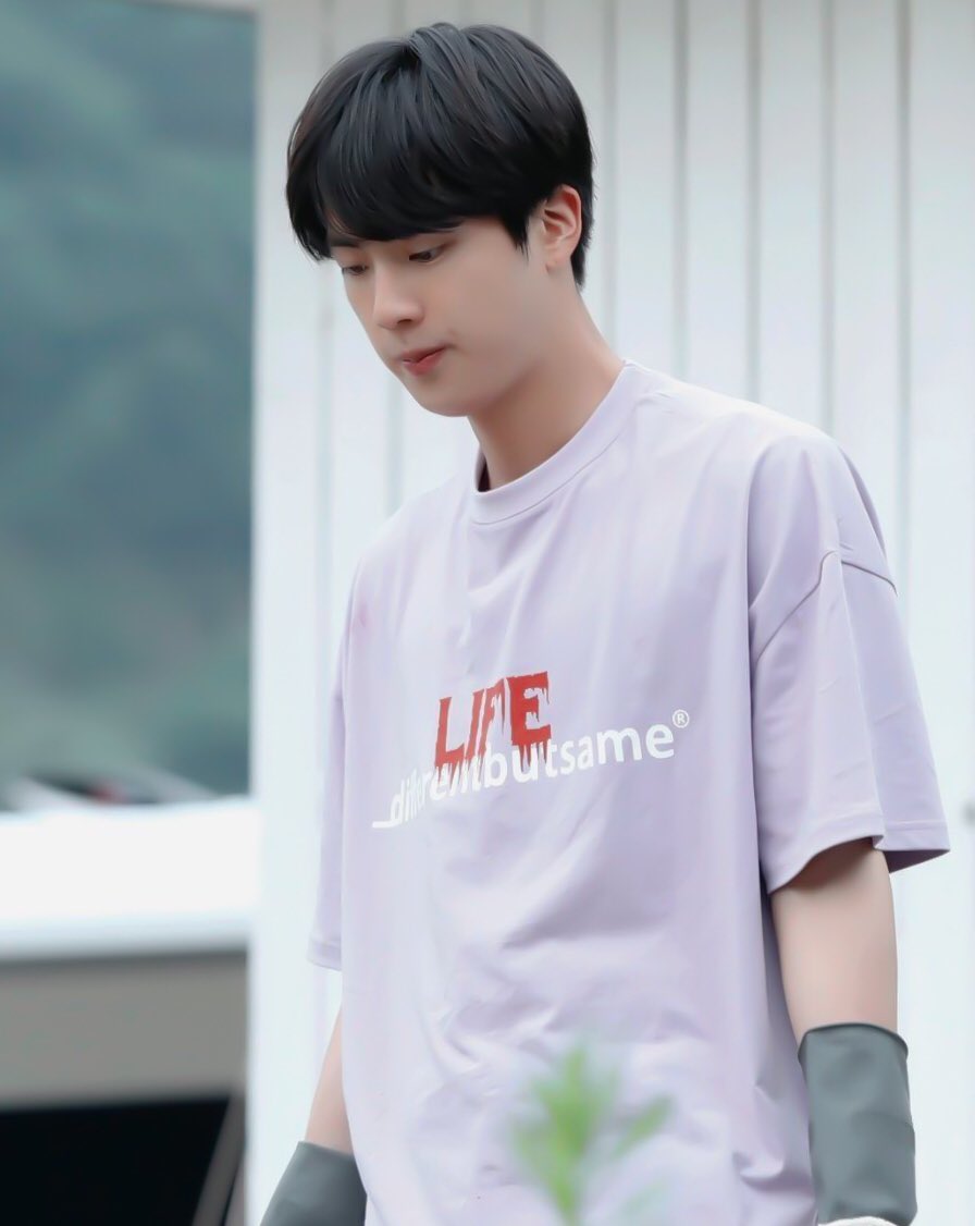 press ✪ if you miss SeokJin           ✪