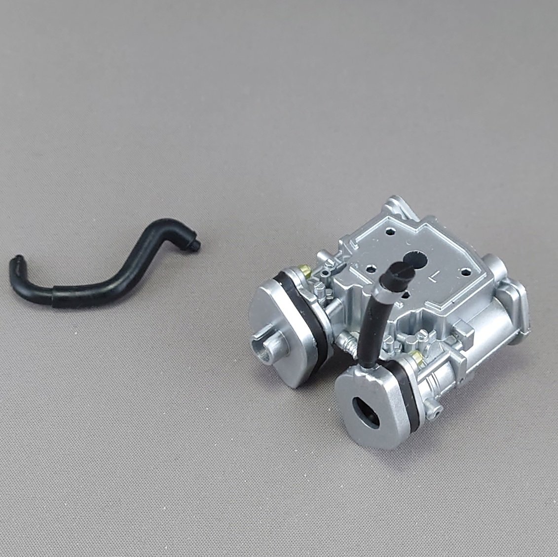 Take_Channel36's tweet photo. 【Hachette CELICA LB】
今回はキャブの組み立てを進めていきますよ♪

https://t.co/yPvRssQB3B

メカメカしくて最高！

#アシェット #hacchette
#トヨタ #TOYOTA
#セリカLB #celicalb 
#週間セリカLBを作る
#hobbyspace36 #ホビースペース36 #takechannel #週刊つくる系youtuber https://t.co/5ULN01SLm8