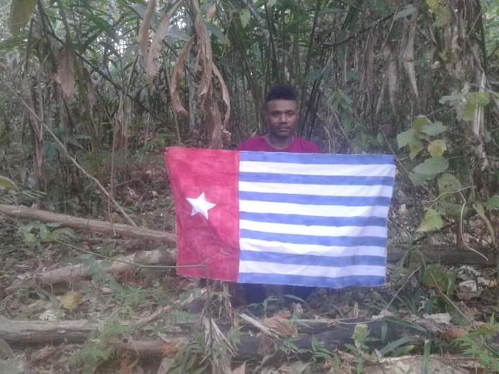 Saat ini papua berada dalam ambang pintu kemerdekaan...
    Dan papua sudah di akui dan terdaftar di sidang PBB tahun 2019 sebagai daerah terkonflik yg ingin memisahkan diri dari negara Ris /NKRI, Jdi itu adalah dasar kekuatan kami bangsapapua untuk menuju kemerdekaan
