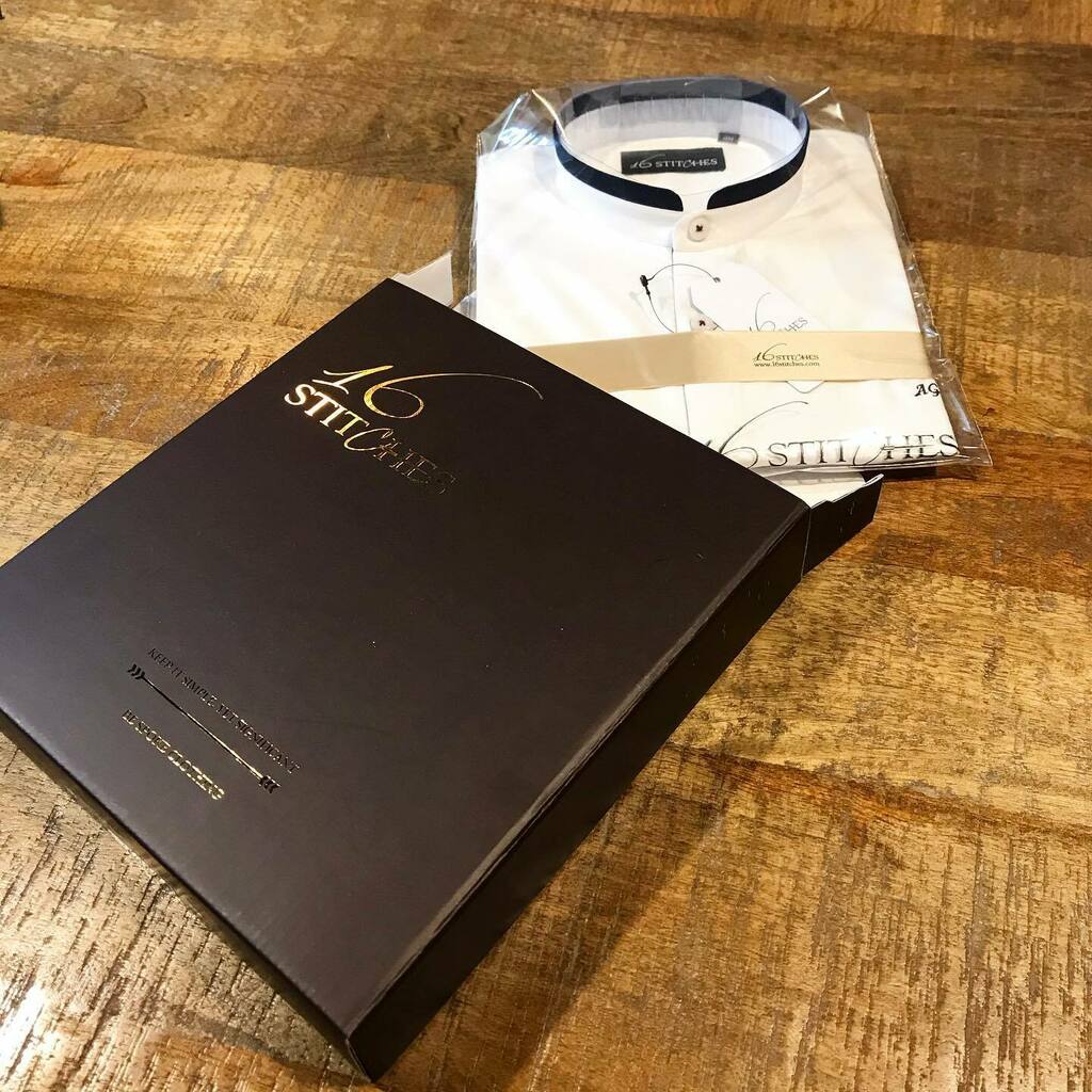 16StitchesIndia's tweet photo. Boxing happiness - Because, every shirt has a story to tell! 
.
.
Shop on https://t.co/VAkBZ4GiRj or WhatsApp us on 9820417772.
.
.
#ShirtShop #ShirtsForAll #customshirts #bespokeshirts #madetomeasure #gifts #giftsforhim #giftsformen #giftideas #16Stit… https://t.co/M0cwEpHvWO https://t.co/hd4Sf73xIj