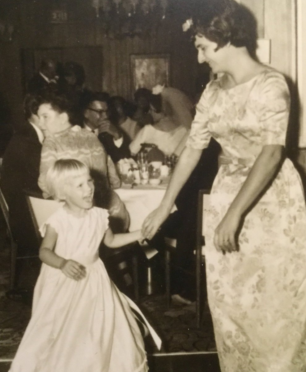 Jo-Ann Barnas tweet media