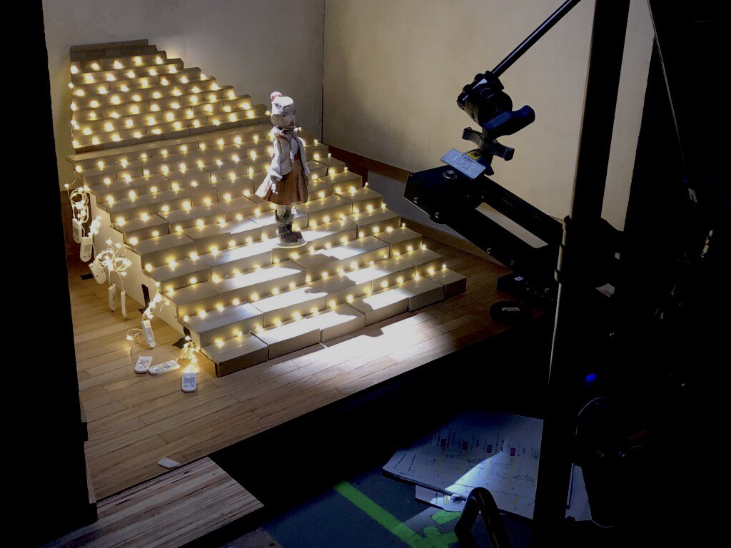 眠れない夜の月 公式 Moonlitn846 Twitter