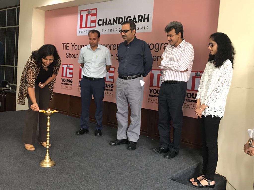 OpenHandS's tweet image. Dear Connections,
Who is Evaluating HR Learning and Growth Needs&quot; by Ms.Prerna Kalra, Founder, Open Hand Solutions

#awarenesstraining #workplacesafety #poshact #information #Poshact2013 #workplacesafety #poshact #audit #HRLearning #sexualharassment #PreventionOfSexualHarassment