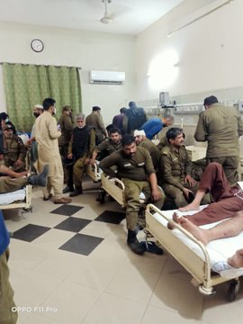 IMAGES: Several policemen hospitalized after being beaten up by Islamist goons of TLP.  #Pakistan