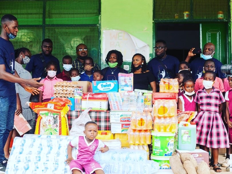 DJSAKIGH's tweet photo. Our Save The Future Generation Project was a resounding success! We were able to make a large donation of food, school supplies, and utility bill money to the New Life International Orphanage Home in Ansapetu Village near Cape Coast. @Advanceghana https://t.co/SWxfGp3zec