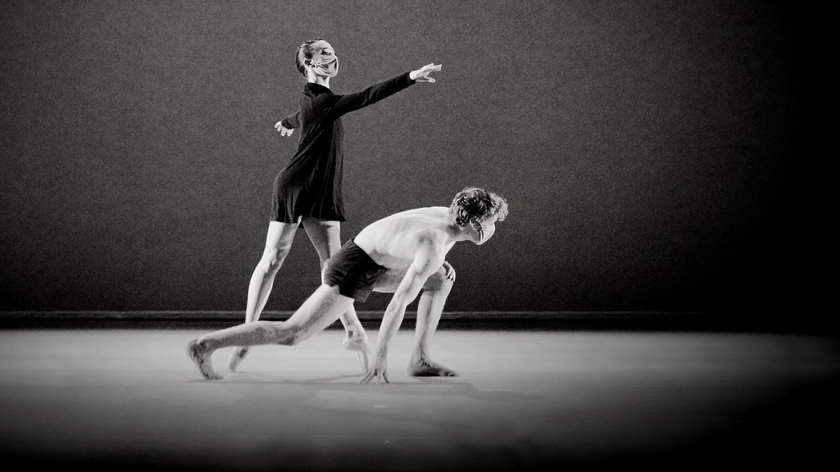 PortlandBallet's tweet image. ‼️Mark your calendar 🗓 for May 15 &amp;amp; 16: Portland Ballet is officially back for its first mainstage production in front of a live audience since the start of the pandemic!⁣
⁣
COVID-protocols in place — learn more and get your 🎟 for MOMENTUM at portlandballet.org!