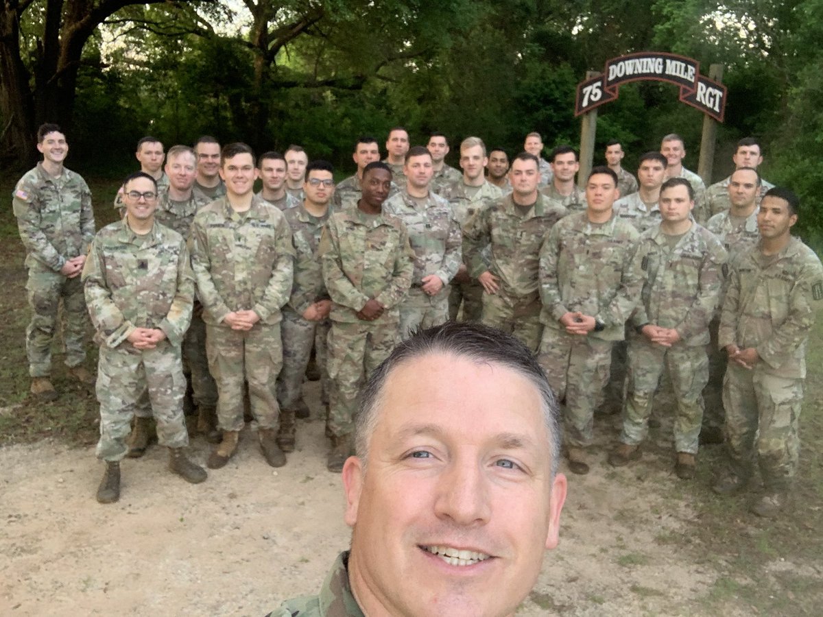 piflynn9's tweet photo. Iron Sharpens Iron! OPT on Cardiac Hill and the Downing Mile this morning for some shared hardship and teamwork! #stayoffthebench #spiritofthebayonet @197SLEDGEHAMMER @Dave_Hodne https://t.co/gXtuML7Abc