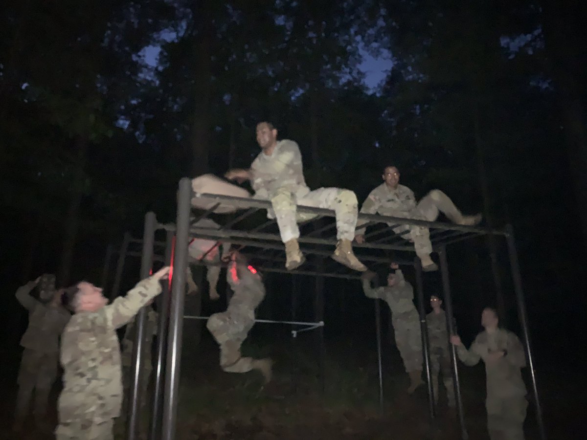 piflynn9's tweet photo. Iron Sharpens Iron! OPT on Cardiac Hill and the Downing Mile this morning for some shared hardship and teamwork! #stayoffthebench #spiritofthebayonet @197SLEDGEHAMMER @Dave_Hodne https://t.co/gXtuML7Abc