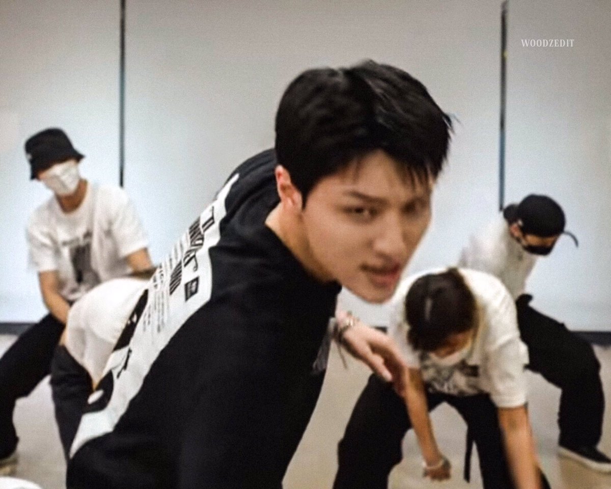 woodzedit's tweet photo. 210413 #WOODZ #조승연 
FEEL LIKE Dance Practice https://t.co/Uktx4qmn5a