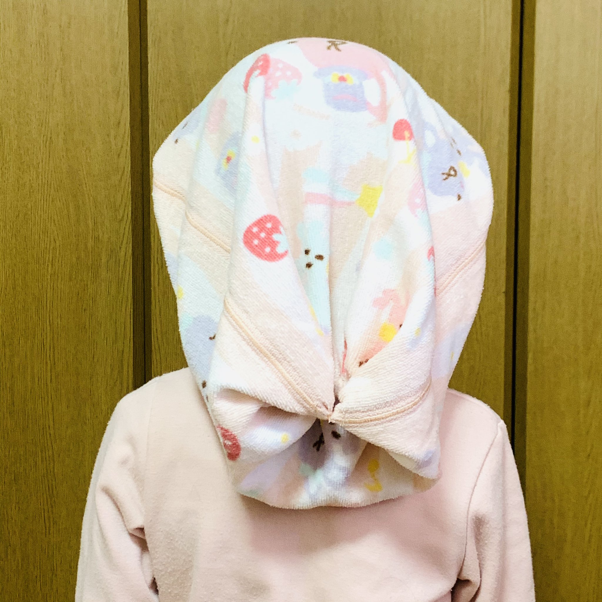 تويتر K Made على تويتر 作るのだいぶ久々になってしまいました 今回はスイミングやプールで使うタオルキャップを作りました お風呂上がりに使ってもいいですね お好きなフェイスタオルから作る事ができて一切切らずに作れます 作り方載せたらまたツイートし