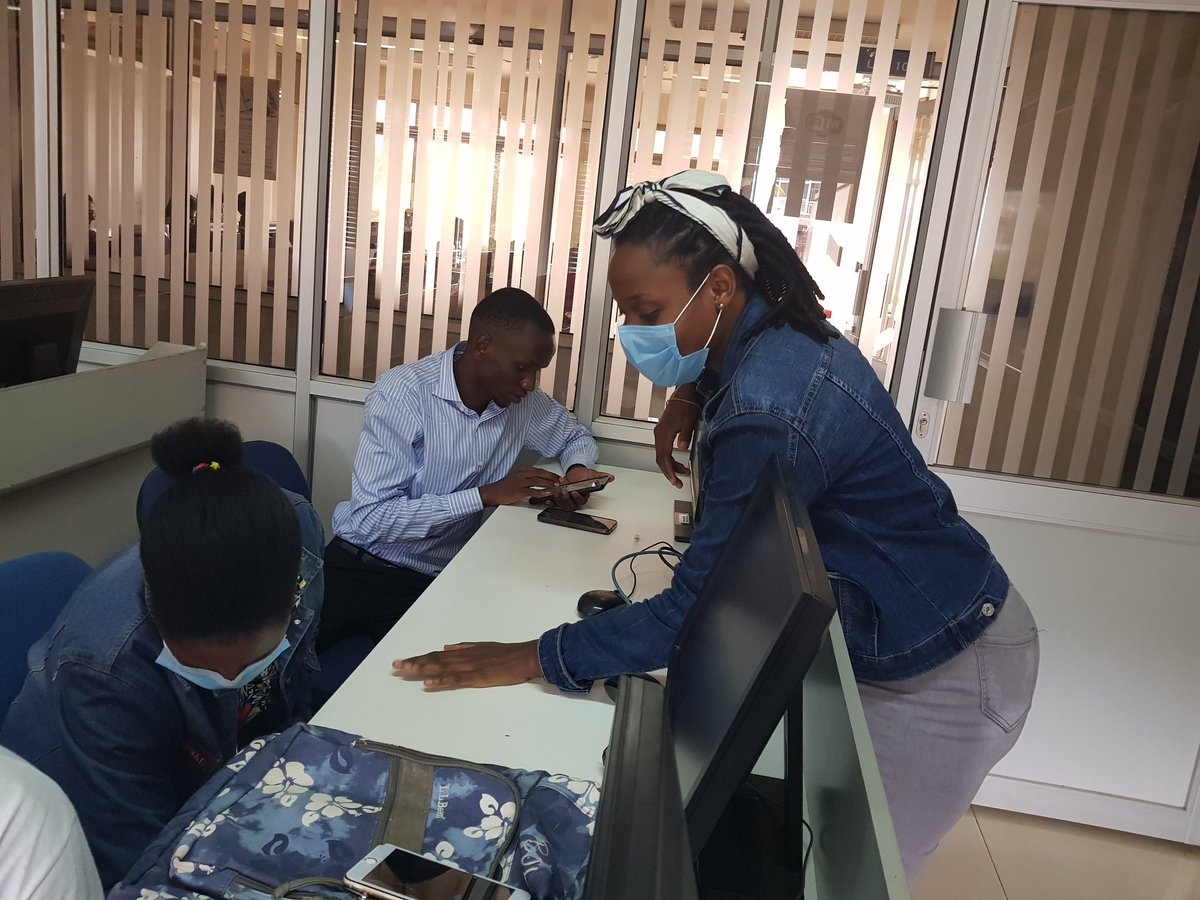 GDSC_ISBAT's tweet photo. @kaybrian4 @Karen_Olive_  @brooke_stanley7 and some of the virtual teams like @stuartelimu @AziziKakooza and our host Dominique thanks for for being part of us today https://t.co/3AsNwSahtN