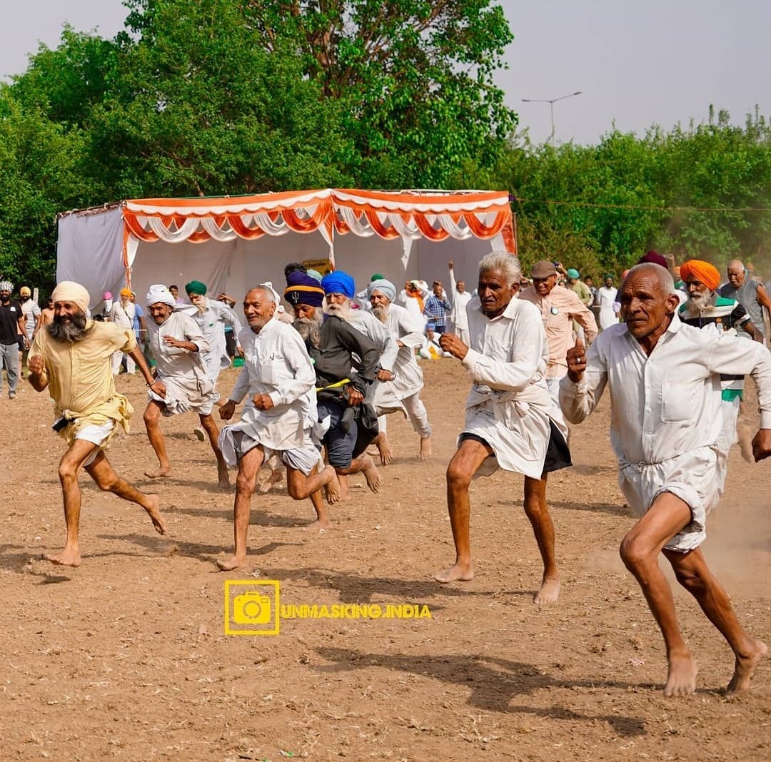 Haryana Punjab Kissan race✨
 (Above 65 years)

Tikri border📍
#Vaisakhi_With_Farmers 
#FarmersProtest
