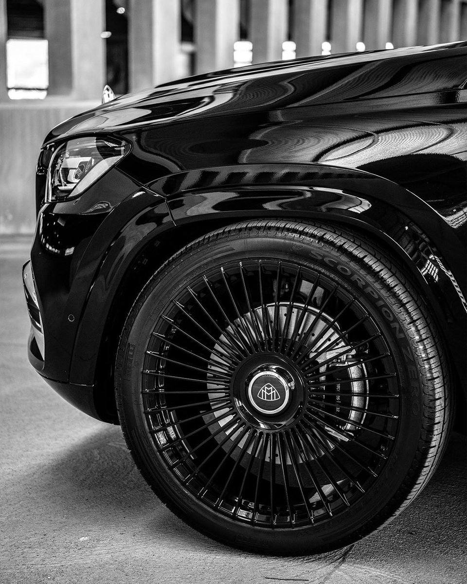 mbmaybachfans's tweet photo. Black Diamond: MAYBACH GLS600
πΈ: @scarfonephoto
#mercedesbenz #maybach #mercedesbenzmaybachfans #maybachgls #gls600 #mercedesmaybachgls #mercedesmaybach #gls #eactivebodycontrol #maybachgls600 #luxurysuv #offroad #mercedes https://t.co/6xJdIMT0hT