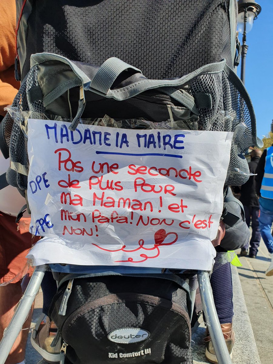 leparisiendu92's tweet photo. Nouvelle journée d’action pour dire "Pas 1 minute de plus". #UNSA #UnsaAp https://t.co/m2ytck6bHx