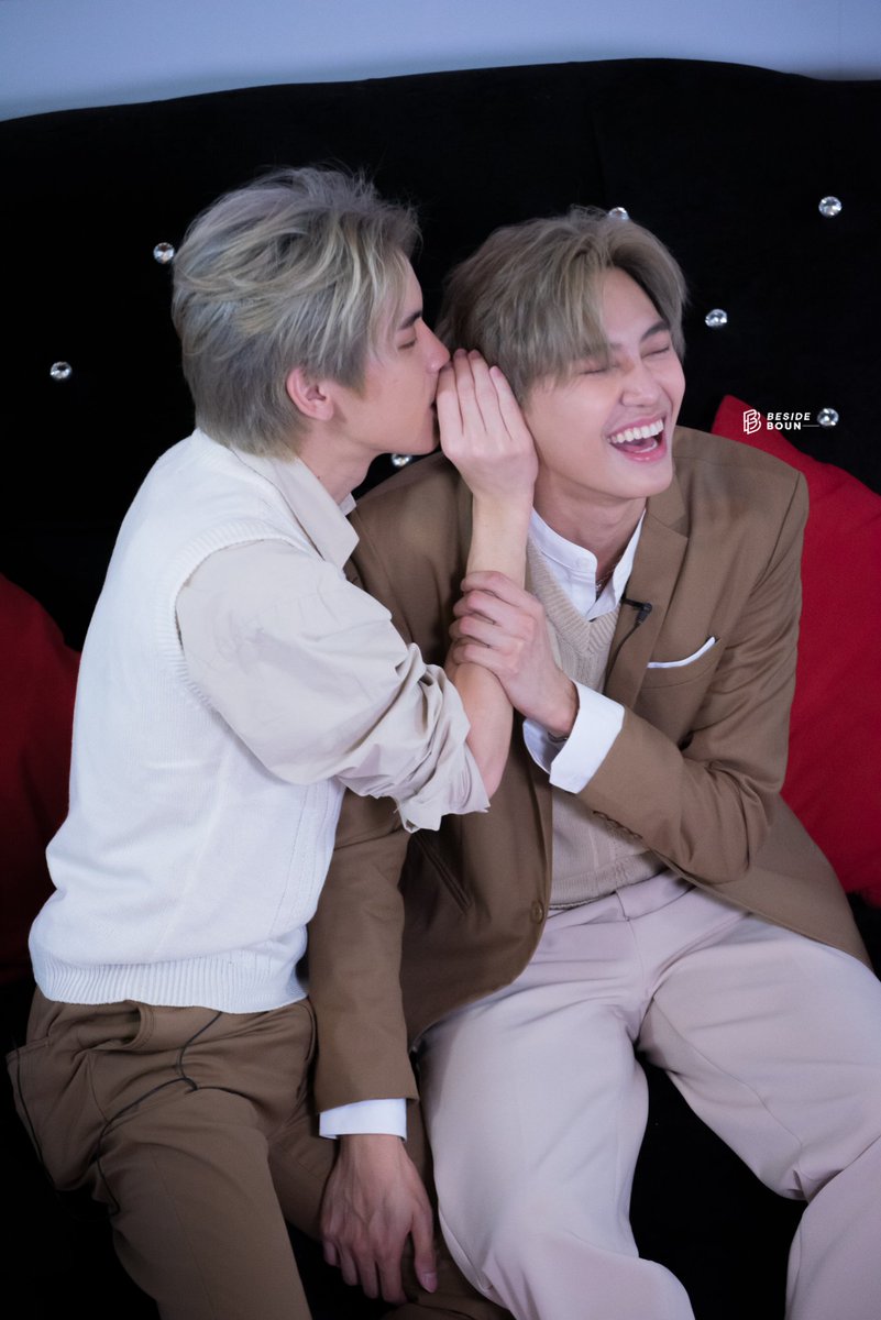 BesideBoun's tweet photo. เพียงกระซิบบอก 😳
#ifensixBounPrem #ifensi
#บุ๋นเปรม https://t.co/GxLuroTFti