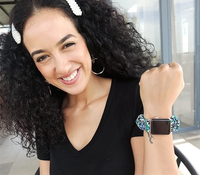 PrettyScrunchie's tweet image. Happy Tuesday! 🥰Today you can grab an automatic 50% OFF discount when you spend $20 or more (equal outside USA) on our Apple watch scrunchies! 
SHOP: prettyscrunchie.com

#tuesdayvibe #tuesdaymotivations #TuesNews #TuesdayFeeling #shopping #discount #TrendingNow