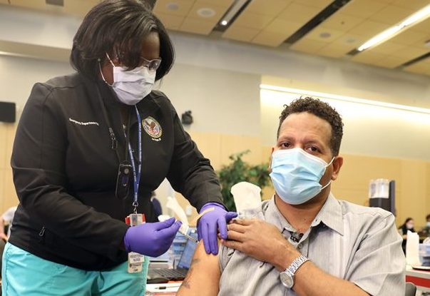 USHVHA's tweet photo. #Veterans—if you have ever served in uniform, you, your spouse and your caregivers are eligible to receive your #covidvaccine from #VA. Sign up &amp; stay informed by visiting https://t.co/PYmzBQEHO3 https://t.co/Q7f4KO4igR