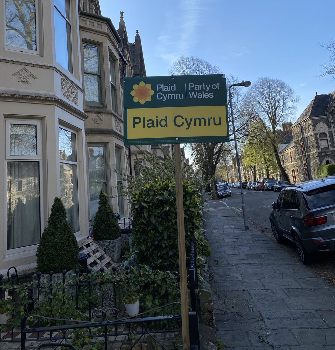 PlaidCardiffWest tweet media