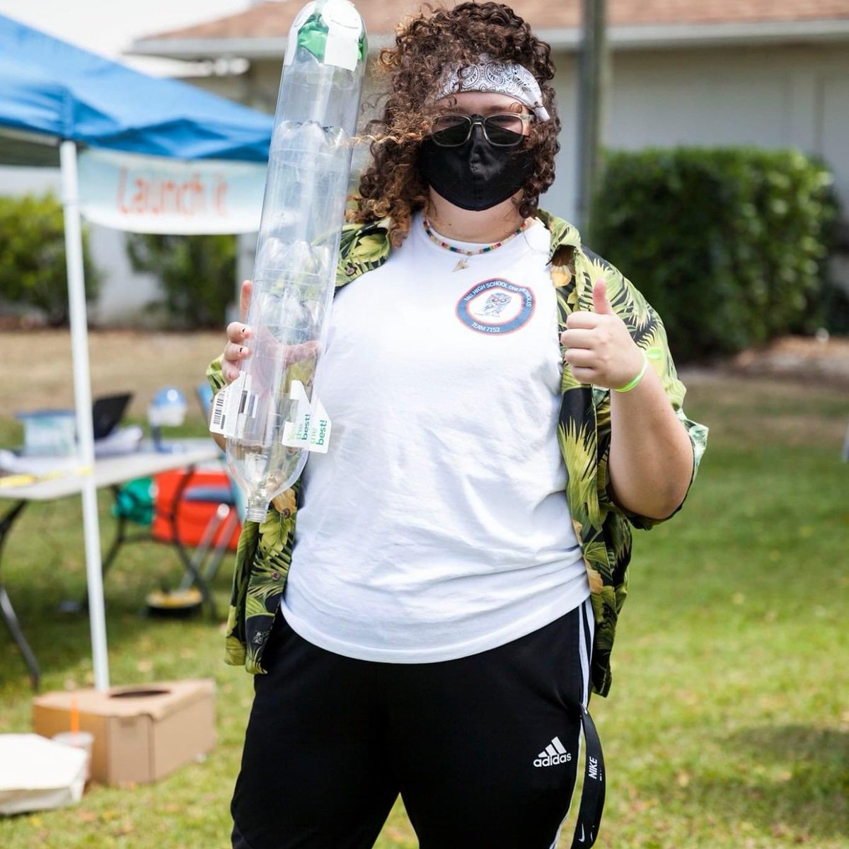 Sophomore, Lily, earned 𝐟𝐢𝐫𝐬𝐭 𝐚𝐧𝐝 𝐬𝐞𝐜𝐨𝐧𝐝 𝐩𝐥𝐚𝐜𝐞 in the high school division at the Florida Engineering Society &amp; @SFScienceCenter 34th annual Engineer It! design competition! Congrats Lily!

sfsciencecenter.org/engineer-it